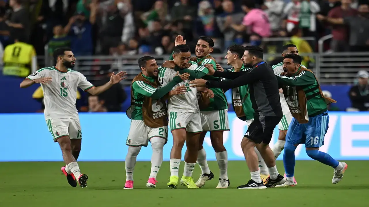 أبناء الدوري السعودي يتأهلون بالجزائر إلى إقصائيات كأس العالم 2026